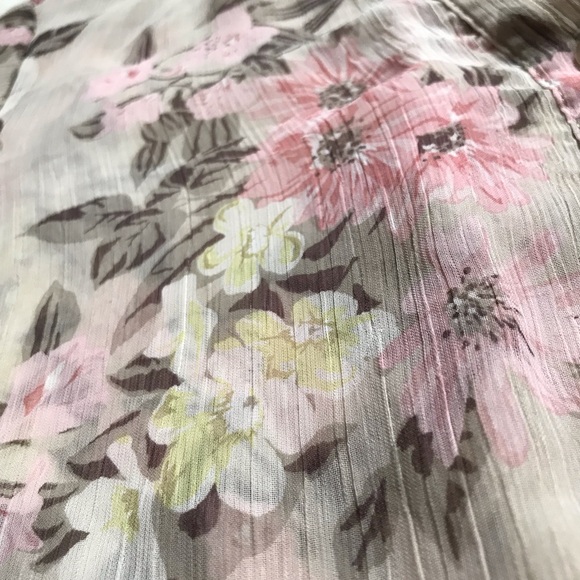 Kut from Kloth Floral Print Button Up Blouse - Picture 10 of 16